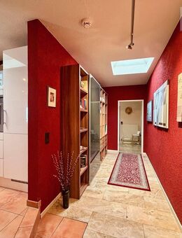 EXKLUSIVES UND BARRIEREFREIES PENTHOUSE IN ZENTRALER WOHNLAGE IN HOMBURG - Homburg