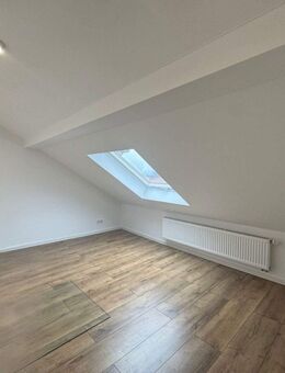 IK | Landstuhl - Schöne und gemütliche 2-Zimmer-Wohnung im Herzen von Landstuhl - Landstuhl (Sickingenstadt)