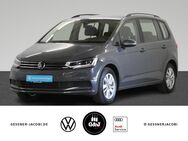 VW Touran, 1.5 TSI, Jahr 2023 - Hannover