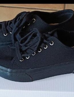 H&M Plateau Schuhe Sneaker Plateausneaker schwarz Platform gr. 38 - Hardheim