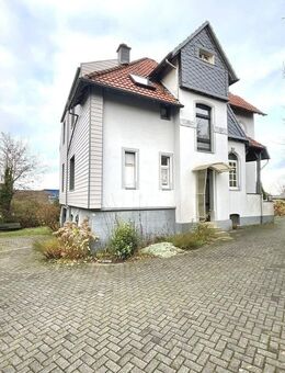 Historisches Zweifamilienhaus in Halver - Eine Kombination aus Eigennutzung und gesicherter Mieteinnahme - Halver