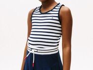 Tommy Hilfiger Tanktop ESSENTIAL RIB LACE TANK TOP mit Spitze, mit Logostickerei