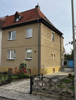 Stadtvilla als DHH mit ca.87m² Wfl. (mit Ausbaures. ca.107m²), 4 Zi.; ca.550m² Grdstk. in Leipzig!!! - Leipzig