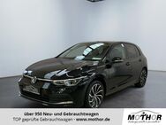 VW Golf, 1.5 eTSI Move Display, Jahr 2023 - Brandenburg (Havel)