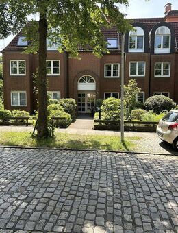 Traumhafte, renovierte 3 Zi Wohnung mit Wesersicht & neue EBK - Bremen