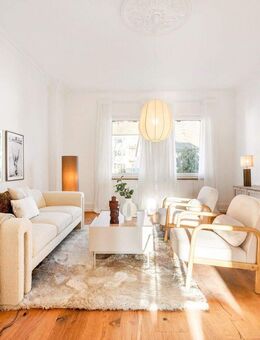 Exklusive 4-Zi.-Altbauwohnung in Königstein - Park, Bach & Burgblick - Königstein (Taunus)