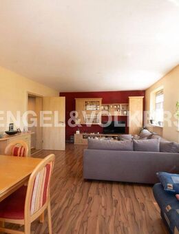 Schöne 2-Zimmer-Wohnung mit Balkon und Garage am Schweinfurter Bergl - Schweinfurt