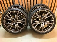 Original Audi Sport A4 19 Zoll Sommerräder 5-Stern-V Felgen 8W0601025DH mit Bordsteinschäden - Frankfurt (Main)