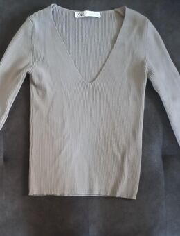 Pullover Zara gerippt taupe - braun, EU Größe S \ Damen \ gebraucht \ guter Zustand - Bretten