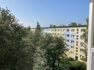 2 Raum Wohnung mit Balkon und Badewanne - Döbeln