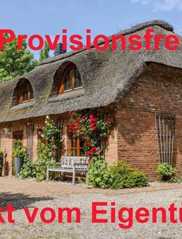 Stilvolles Reetdachhaus: courtagefrei, hochwertig ausgestattet, ruhig gelegen, mit großem Grundstück - Tating