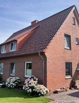 Solides Zweifamilienhaus auf großem Grundstück in der Gemeinde Butjadingen/ Ortsteil Ruhwarden - Butjadingen