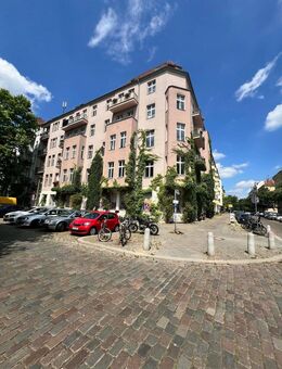 Schönes Dachgeschoss-Apartment in begehrter Lage - Berlin