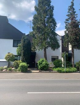 Gut vermietetes Stadthaus zur Kapitalanlage. - Langenfeld (Rheinland)