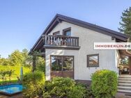 IMMOBERLIN.DE - Charmantes Einfamilienhaus mit exquisiten Ausstattungen, Sonnenterrassen & Gartenidylle in sehr angenehmer Lage - Berlin