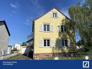 Traumhaftes Einfamilienhaus mit großem Grundstück und Garage - Flörsheim-Dalsheim