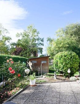 3-Zimmer-Gartenwohnung mit großzügigem Raumangebot und eigenem Gartenanteil in ruhiger Wohnlage - Affing