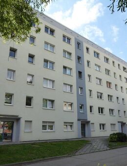 NACHMIETERSUCHE - 3 Zimmer mit Balkon - Halle (Saale)