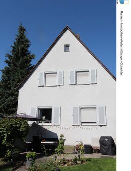 Einfamilienhaus mit großem Garten in Nürnberg - Heilsbronner Straße 57 - Nürnberg