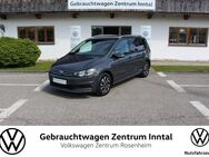VW Touran, 1.5 TSI Active, Jahr 2023 - Raubling