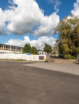 MANNELLA *Wohnen und Arbeiten vereint* Zweifamilienhaus mit Einliegerwohnung und 650 m² Gewerbehalle - Neunkirchen-Seelscheid