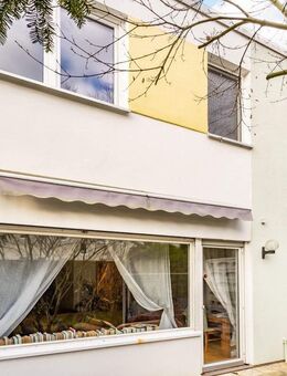 Bezugsfreies, ruhiges und charmantes Apartment mit Terrasse, Garage und großem Nutzraum im Keller - Berlin