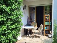 KNIPFER`S IMMOBILIENSCHÄTZE - Elegantes Apartment mit Terrasse, Garten und TG-Stellplatz in Dasing - Dasing