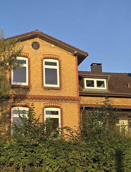Mehrfamilienhaus mit drei Wohneinheiten, Schlei-Blick und großem Grundstück. - Kappeln (Schleswig-Holstein)