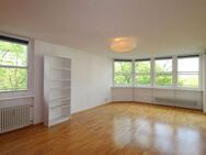 Sofort bezugsfrei: Barrierearme 3-Zimmer-Wohnung inkl. Garagenstellplatz in Bogenhausen - München