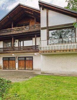 Großzügiges Anwesen mit Privatwald - Einfamilienhaus mit außergewöhnlichem Entwicklungspotenzial - Georgensgmünd