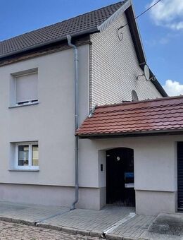 Familienhaus mit Garten und Pool - Bernburg (Saale)