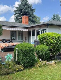 Gepflegtes Gartenhaus mit schönem Anwesen - Gräfenroda
