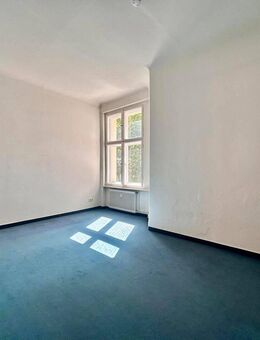 Bezugsfreie, gepflegte 3-Zimmer-Eigentumswohnung im Altbau mit 2 Balkonen - Berlin