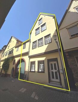 Renoviertes Altstadthaus in zentraler Lage - Karlstadt