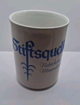 Stiftsquelle (Natürliches Mineralwasser) Essen Tasse Werbung 11cm hoch 8cm Durch - Essen