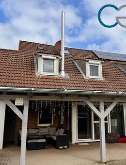 Gemütliches und großzügiges Reihenhaus in Langendamm / Carport / Pool / Kamin / Garten ! - Nienburg (Weser)