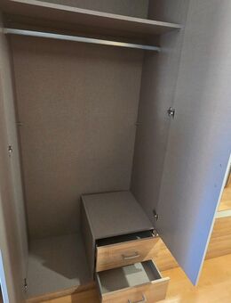 Kleiderschrank mit Spiegel - Bautzen