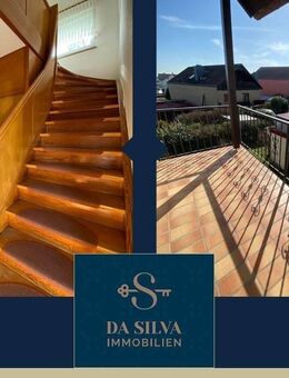 **Geräumige Dachgeschosswohnung in 2-FH mit 2 Balkonen, Carport u. Gartenmitbenutzung** - Rüsselsheim