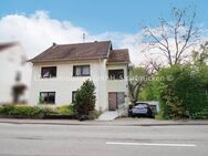 Zweifamilienhaus bzw. großes Einfamilienhaus mit Garten und 3 Garagen - Rehlingen-Siersburg