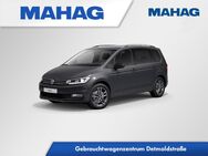 VW Touran, 1.5 TSI United Digitalro Alu17SalvadorGREY, Jahr 2021 - München