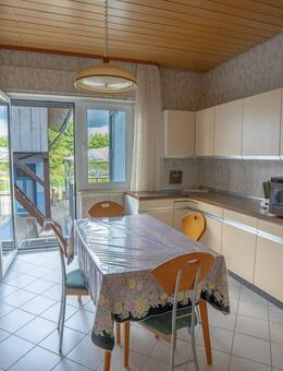 Smartes Wohnkonzept: 1-2-Familienhaus in Untergrombach mit grüner Oase - Bruchsal