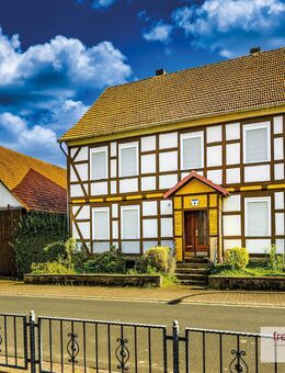 Einfaches Haus auf dem Lande an der Weser - Oberweser