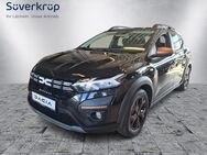 Dacia Sandero, Stepway Extreme TCe 110, Jahr 2022 - Neumünster