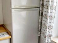 Kühlschrank/Gefrierkombi von Siemens mit Beschreibung - Hannover