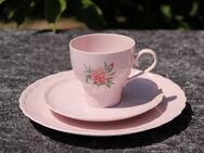 3tlg. Porzellan Kaffeegedeck von Hutschenreuther / Porcelaine Rose / rosafarben - Zeuthen