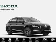 Skoda Octavia, 2.0 TDI Combi Tour, Jahr 2022 - Laupheim