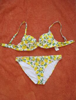 NEU mit ETIKETT * Zitronen * Lemmon * Blumen * Blüten * Flower- Power * Bügel * Bikini "NEW LOOK" Gr. 40- 42/ M 80 C * weiß * gelb * grün * - Riedlingen