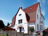 Gepflegtes Mehrfamilienhaus mit 4 Wohnungen in guter Wohnlage - provisionsfrei - Birkenfeld (Baden-Württemberg)