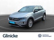 VW T-Roc, 1.5 TSI Style, Jahr 2024 - Weimar