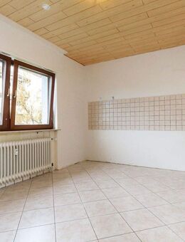 Helle 3-Zimmer Wohnung mit Balkon und Stellplatz in Brühl - Brühl (Baden-Württemberg)